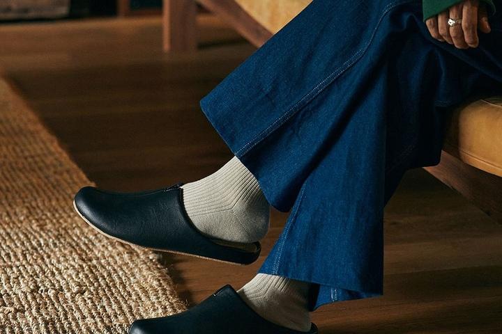 [20% 쿠폰] rooms 룸스 슬리퍼 블랙 - 가정용, 사무실용 실내화