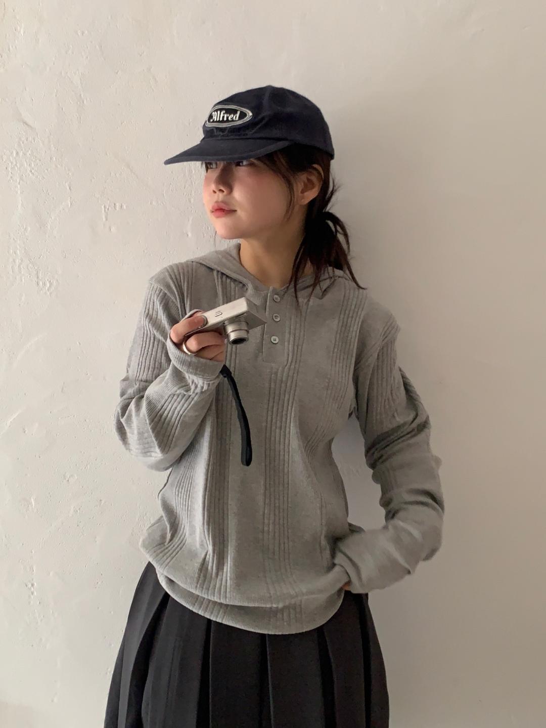 Slim henleyneck hood T