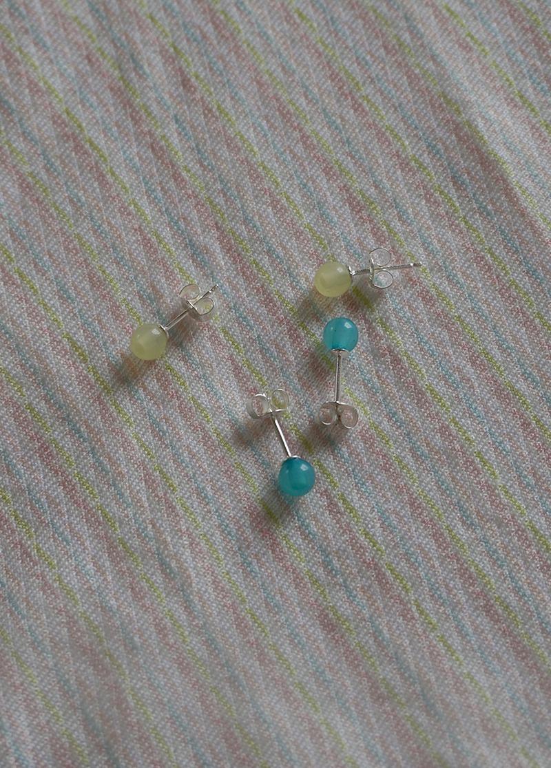 [E583] [silver] colored bead earring / 귀걸이 시선