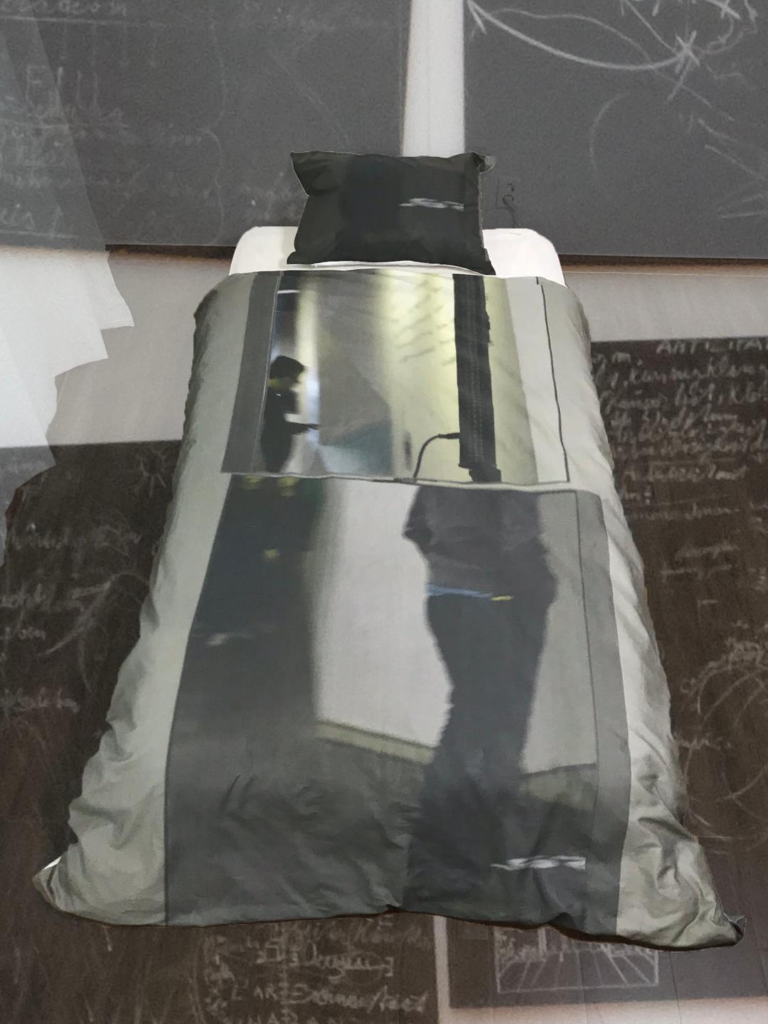 'Kinda exhibition' BEDDING SET 2