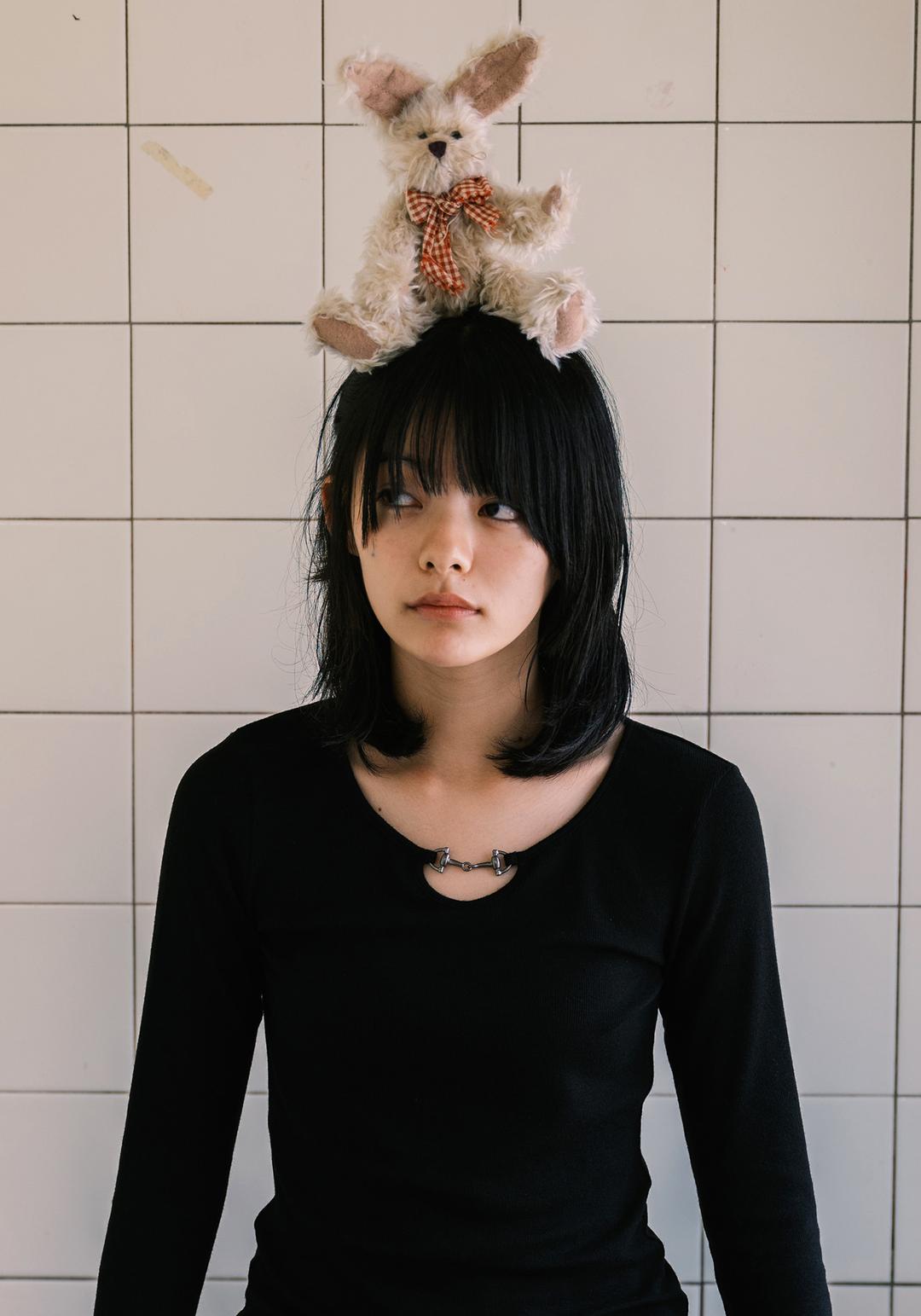 HORSEBIT DETAIL TOP_BLACK