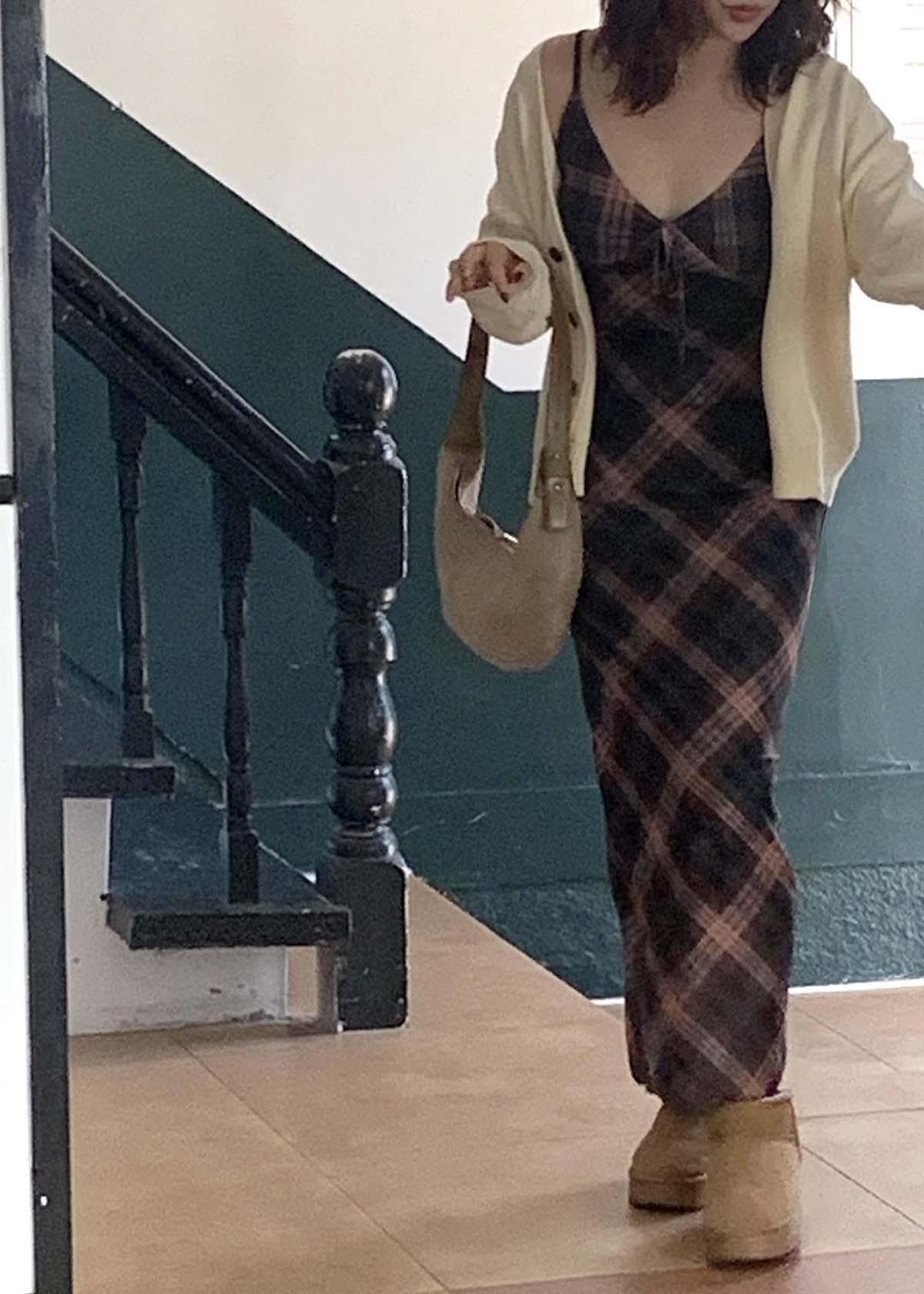 비비파크 [주문폭주🔥]시카 체크 리본 나시 롱 원피스