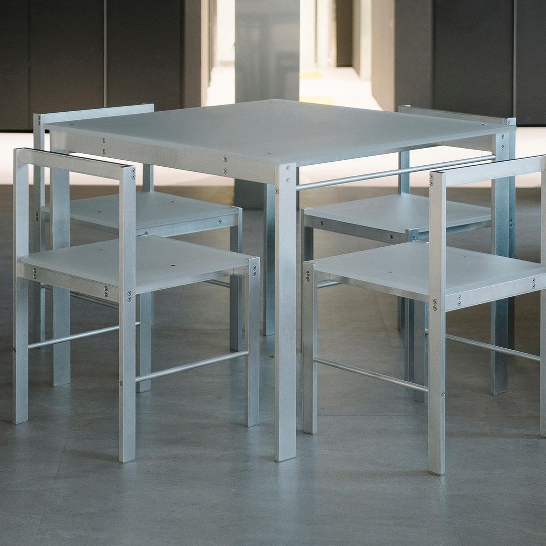 MORA Table