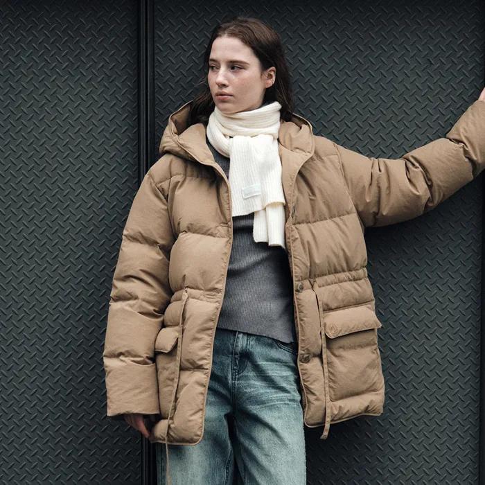 덕 다운 스트링 벨티드 하프 패딩 모카 MDJP025MOCHA