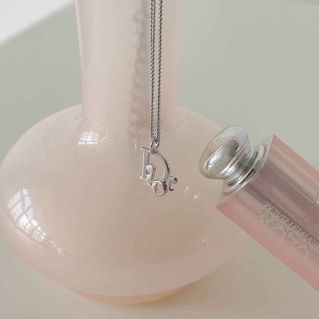 [Dior] logo necklace