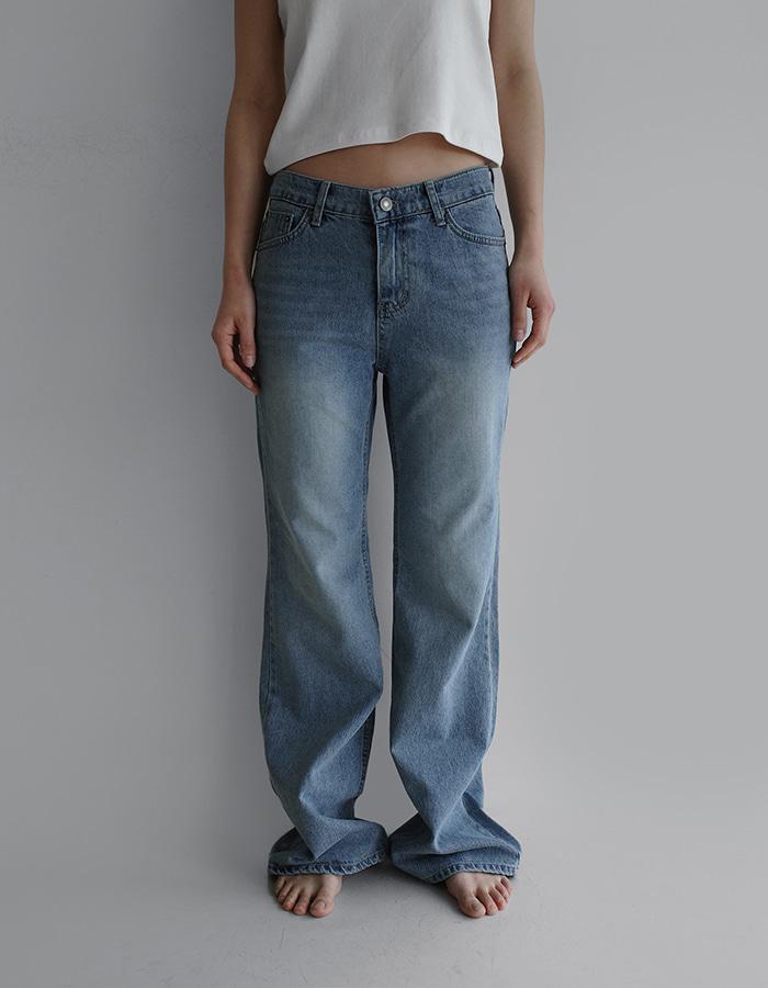 라룸 [라룸] [by LAROOM｜오늘출발] 미드부츠컷데님