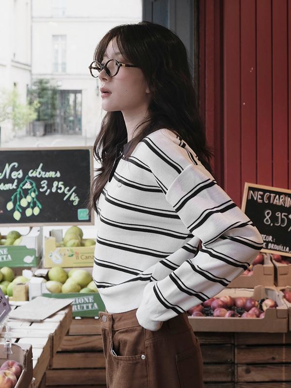 슬로우앤드 [오늘드림🚚] 스탠 럭비 스트라이프 카라니트 - 3 color