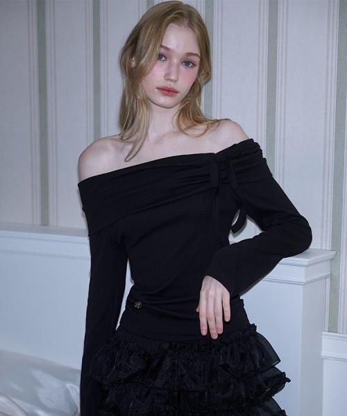 Tiffany Off shoulder Long Sleeve [Black]