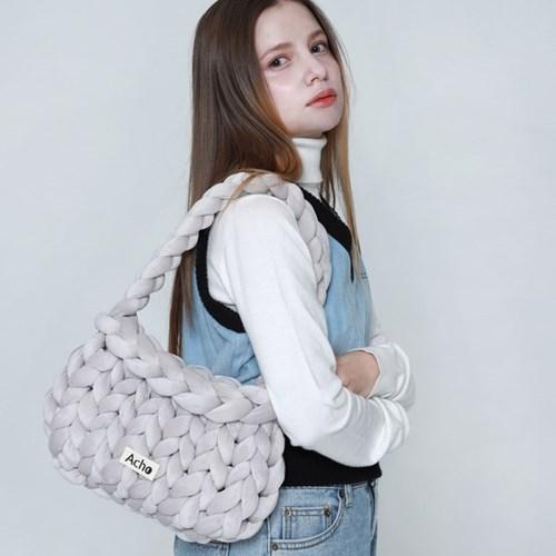 벨벳 니티드 퐁퐁 숄더백_그레이