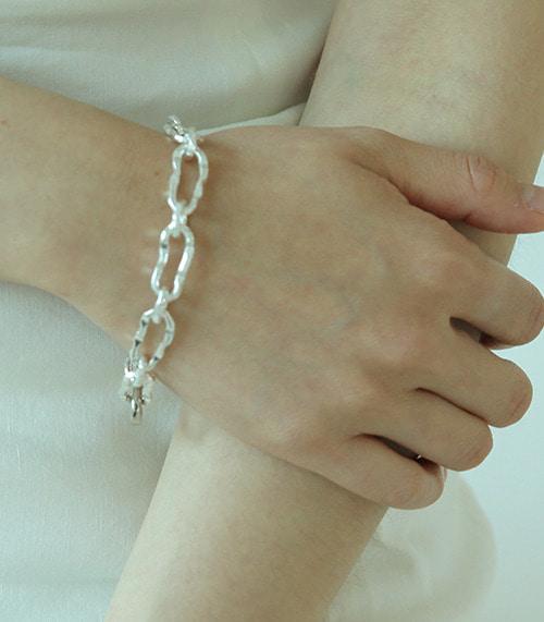 Silver rough chain BR