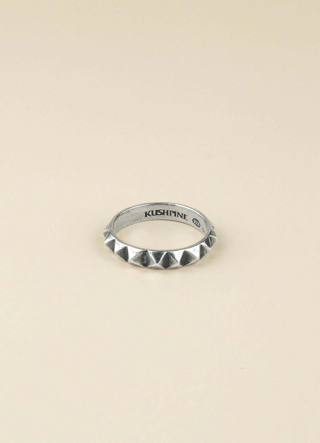 Stud Ring Silver