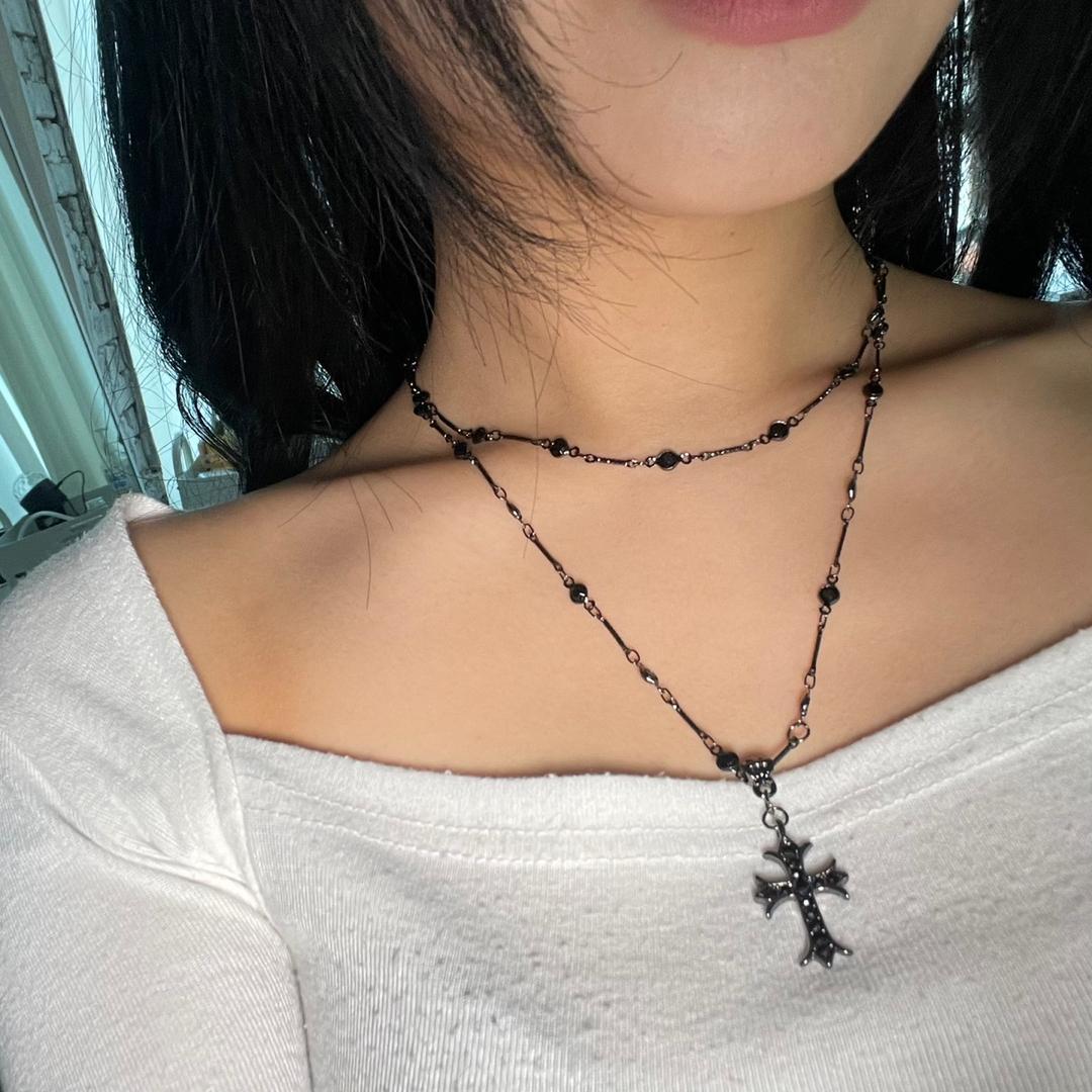 빈티지 비즈 원석 메탈 써지컬 블랙 십자가 다크 커플 우정 목걸이