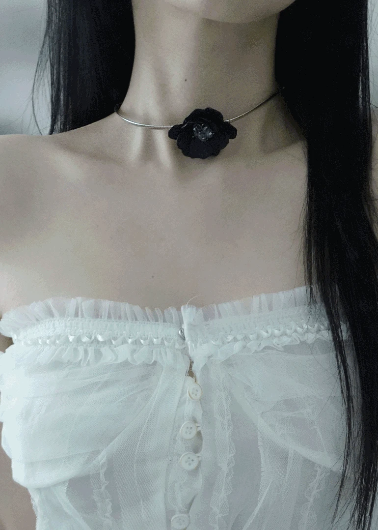 black flower necklace | 블랙 플라워 초커 목걸이