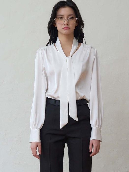 실키 타이블라우스 롱슬리브 아이보리
