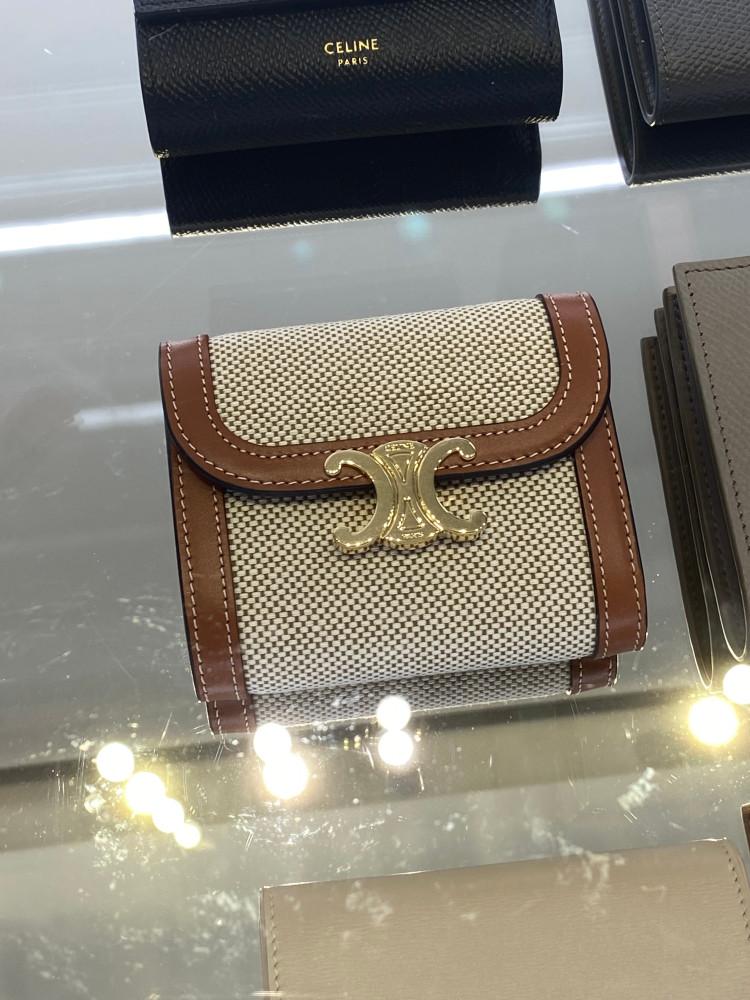 [Celine] 셀린느 텍스타일 트리오페 스냅 버튼 플랩 월렛 S 10D782CLD 04LV