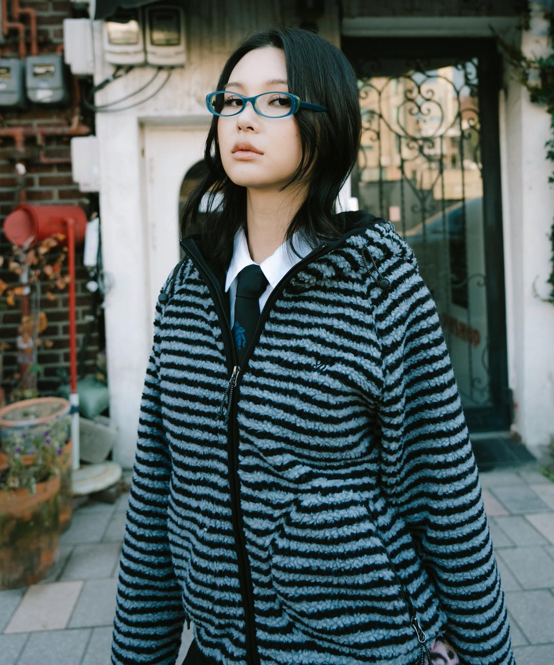 STRIPE FLEECE HOODED JACKET [BLACK]