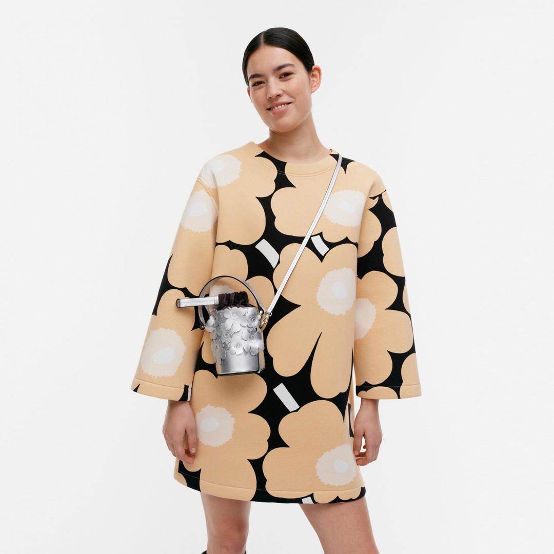 우니꼬 장식 임프린트 나노 버킷백