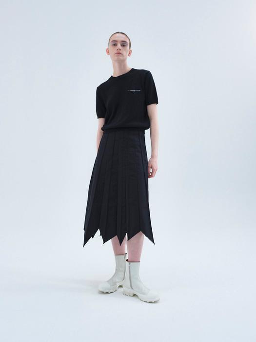 Back Button Slit Short Sleeve Knit_BK