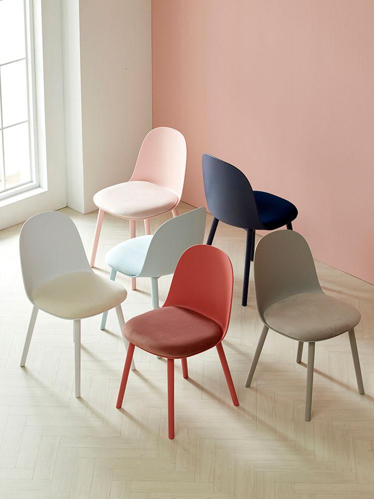 듀이 의자, 플라스틱 카페 디자인 식탁의자