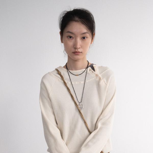 Oblique Button Waffle Hood (Ivory)
