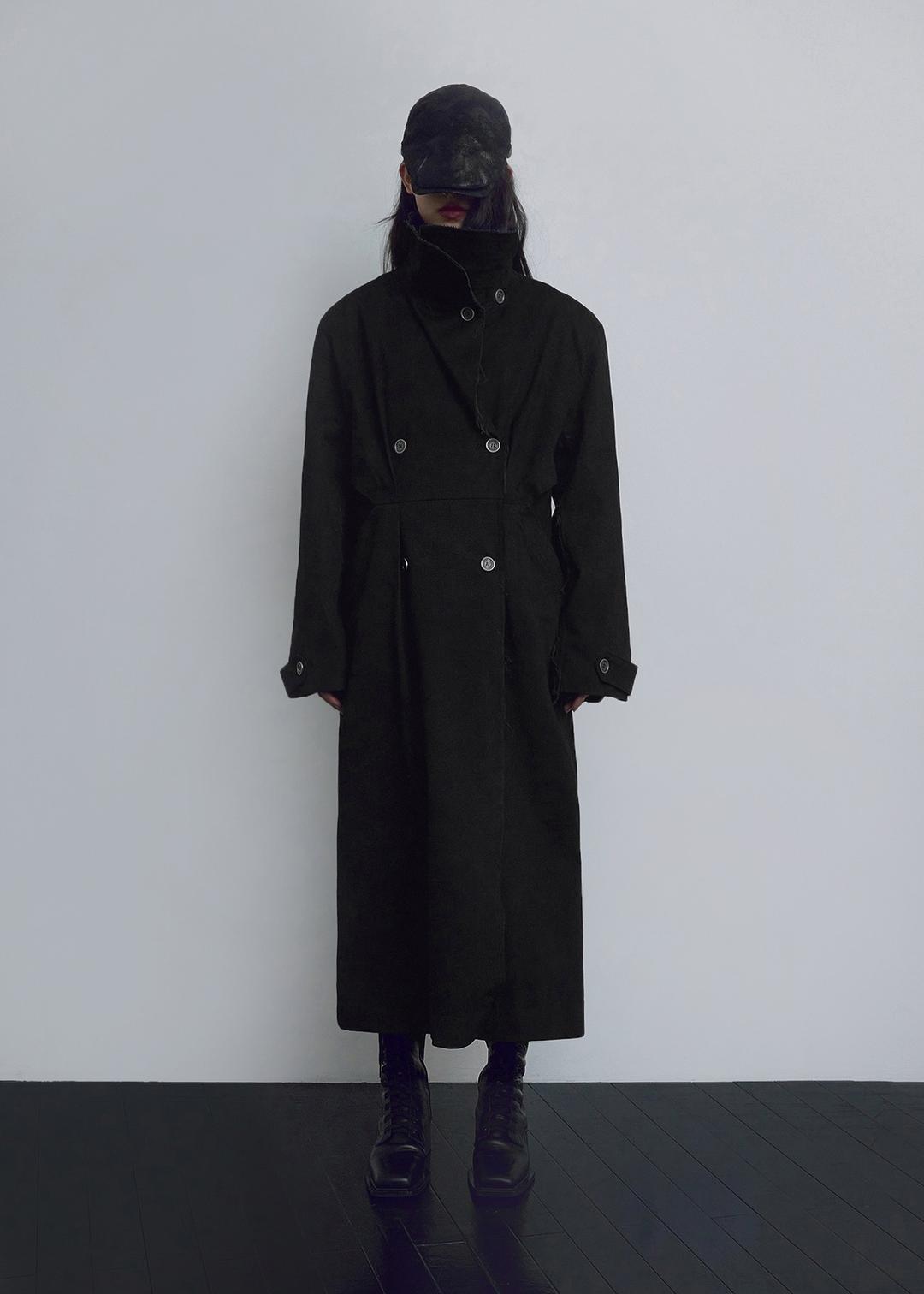 CUT OUT HOODIE