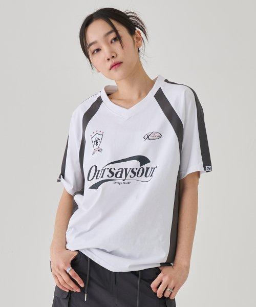 스포티 절개 배색 실켓 티셔츠 화이트/챠콜