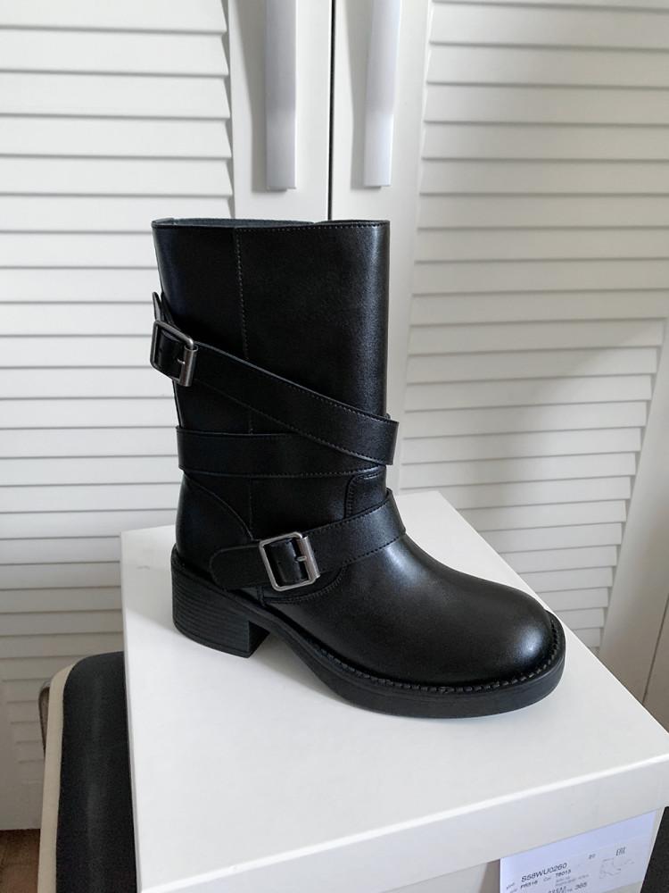 뉴 버클 미들 부츠