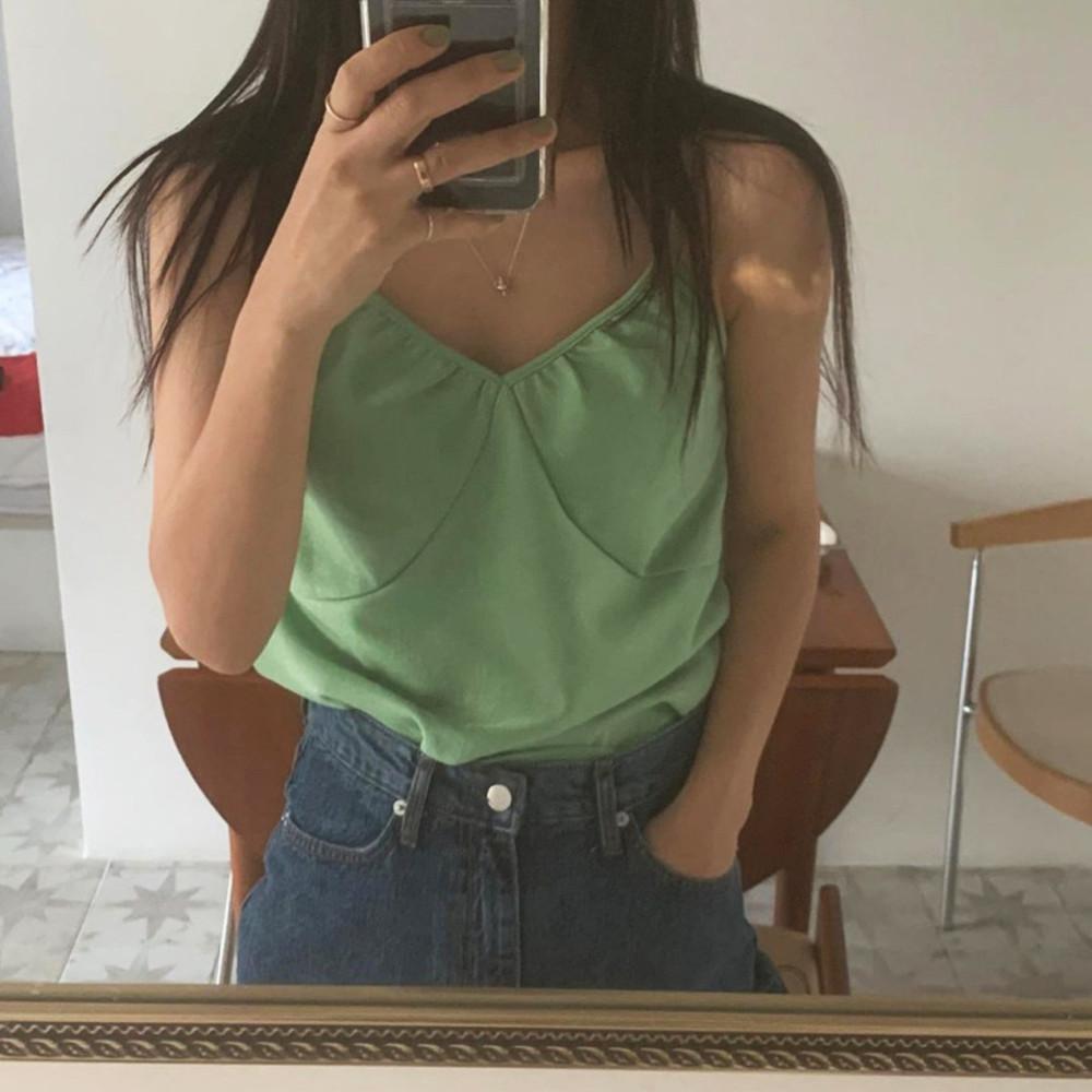 바질 케이트 나시 3col 민소매 브이넥 셔링 레이어드나시 이너탑 : 뷰클래