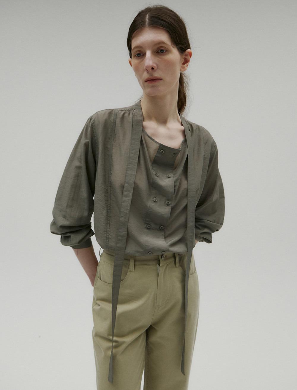 [4월 14일 예약배송] DOUBLE BUTTON COWL NECK TIE BLOUSE [GREY]