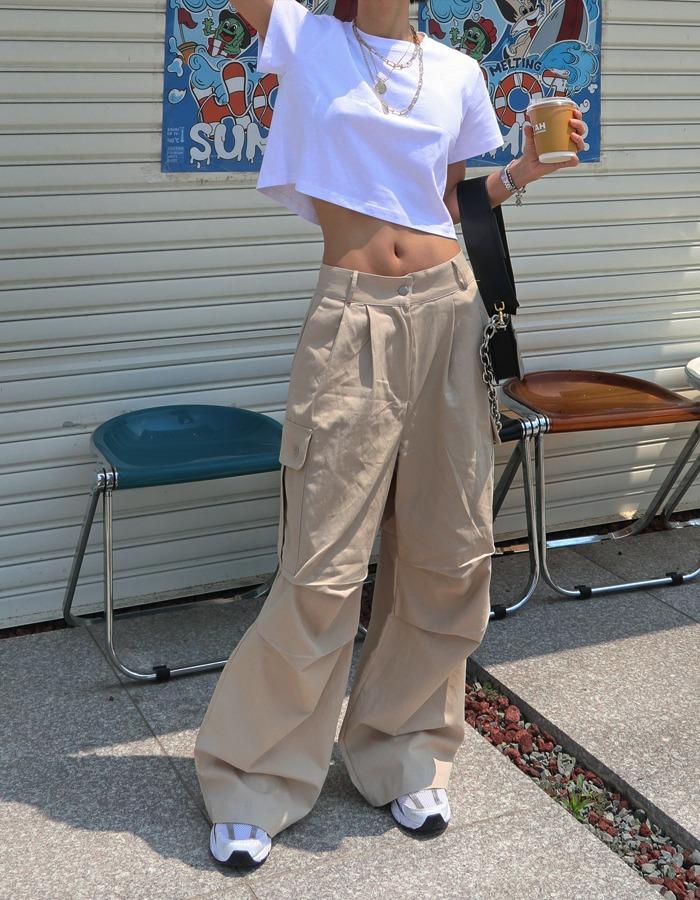 세미 크롭 코튼 티셔츠