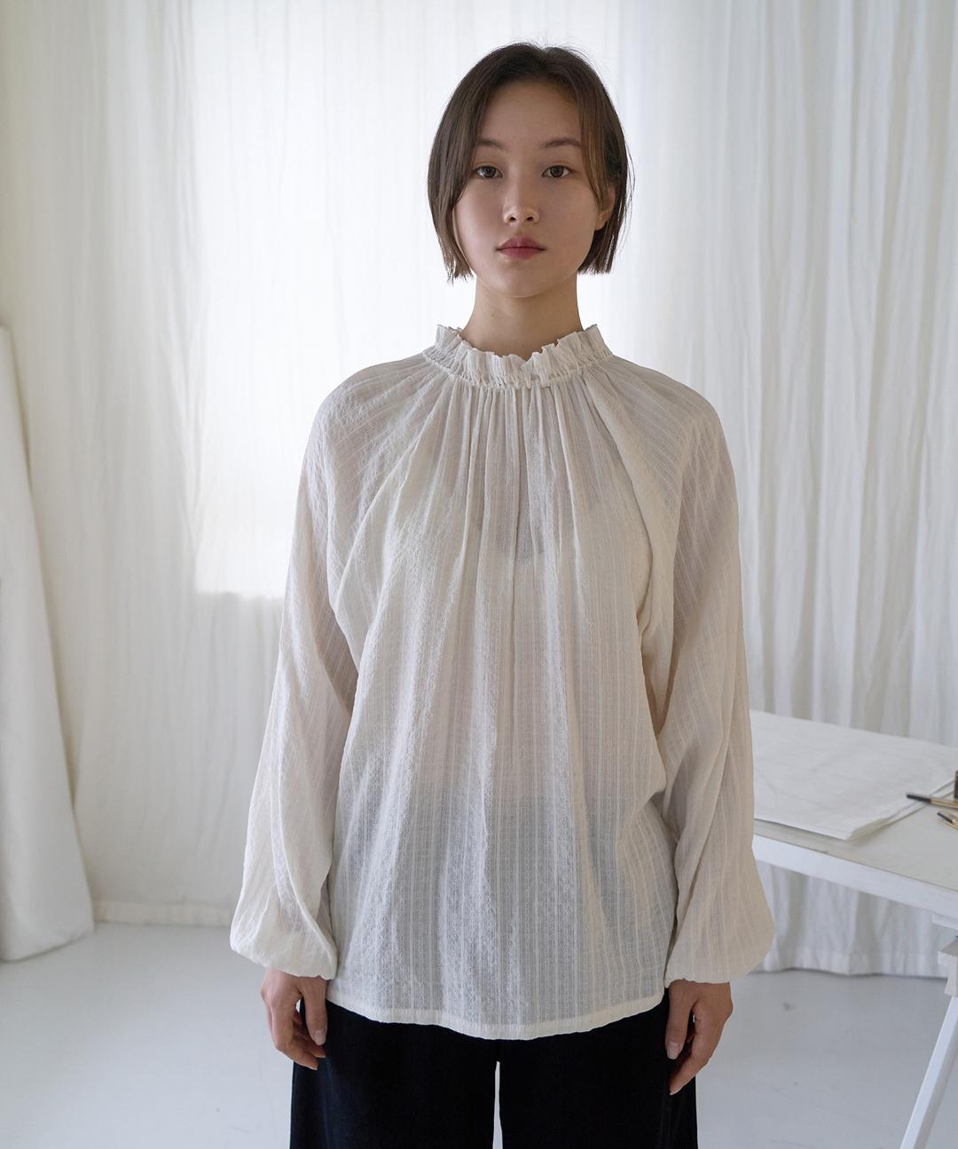 Simple Frill Blouse (White)