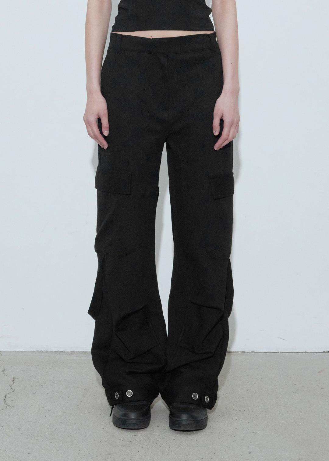 STRAP CARGO SWEATPANTS, BLACK