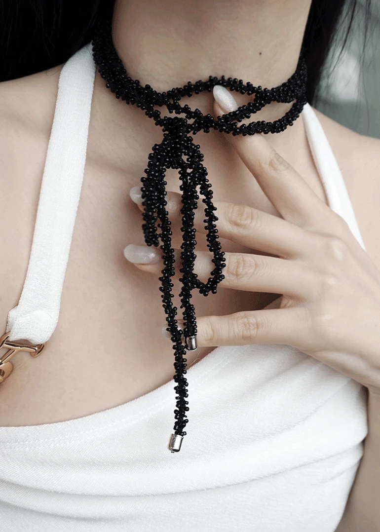 black chain necklace | 블랙 비즈 체인 머플러 목걸이