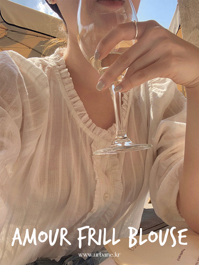 어베인 🍂가을하객룩 💕URBANE MADE💕 아모르 하객룩 프릴 핀턱 블라우스 (2c) /출근룩/격식룩/여친룩/데이트룩/데일리룩