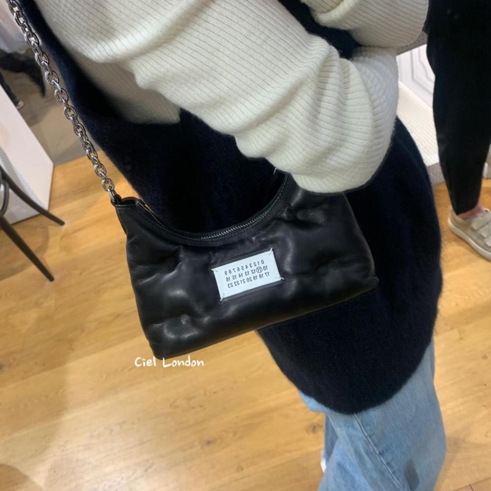 메종 마르지엘라 글램 슬램 미니 호보백 (2컬러) SB1WG0021 P4300