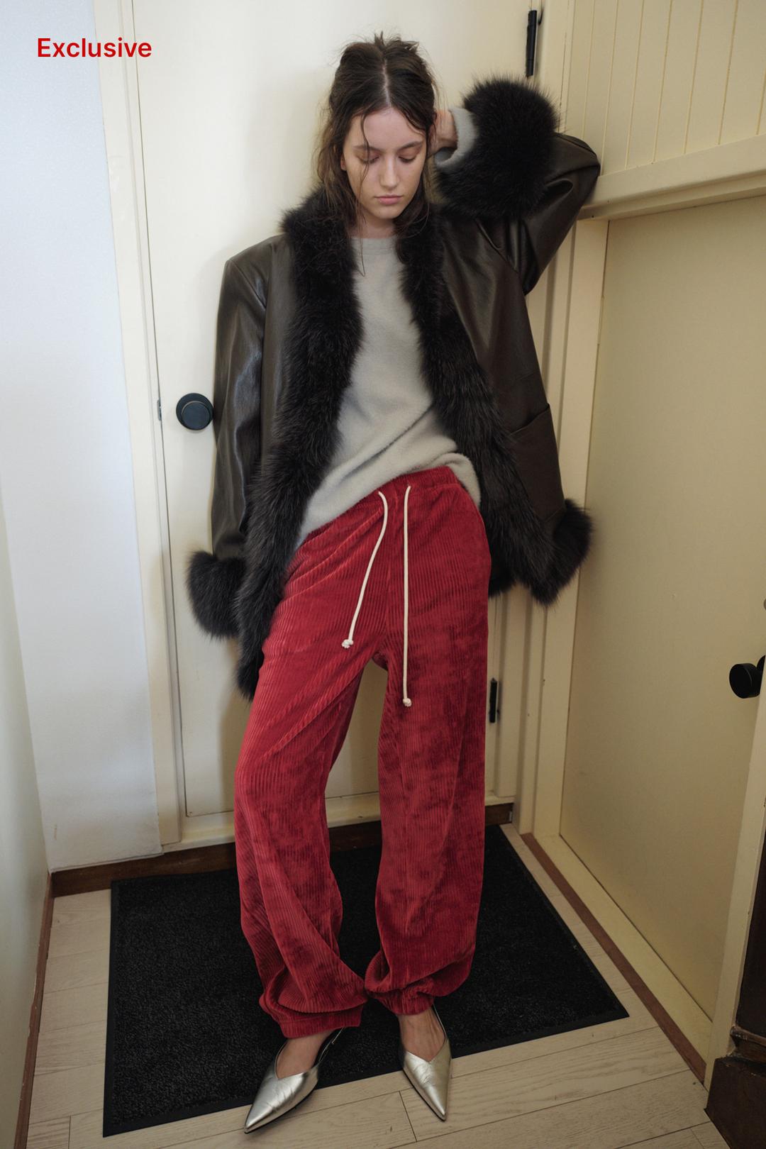 [EXCLUSIVE] CORDUROY JOGGER PANTS_RED DAHLIA