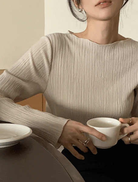 라플리츠 긴팔 블라우스 티