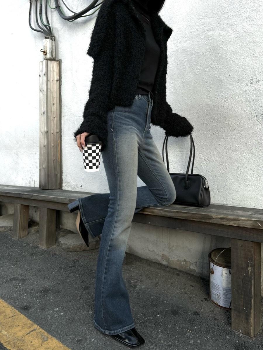 Fade Washing Bootscut Denim Pants (blue)