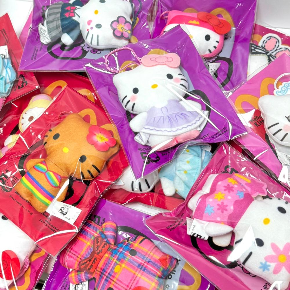 [Sanrio] 2023 일본 해피밀 헬로키티 50주년 인형 키링 해피밀 키티 맥도날드