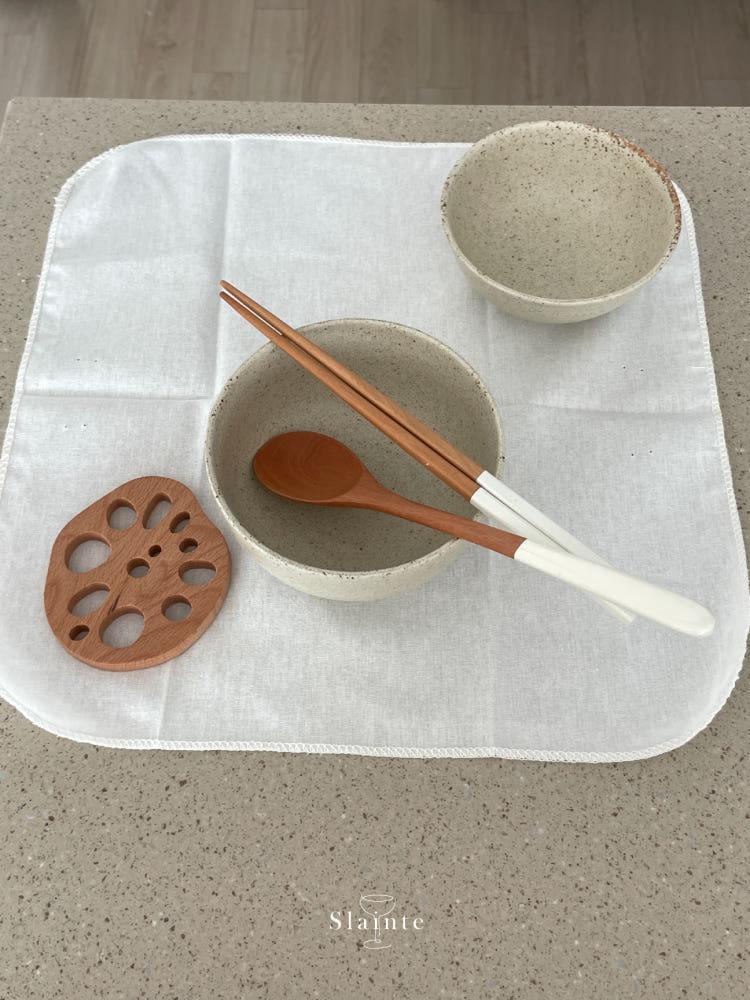 연근 수저받침