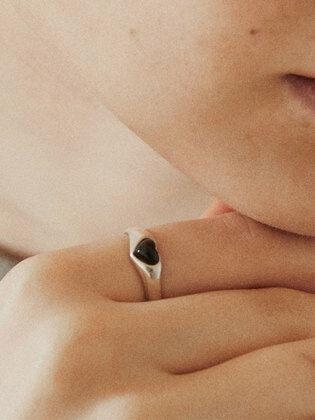 B. Heart ring onyx