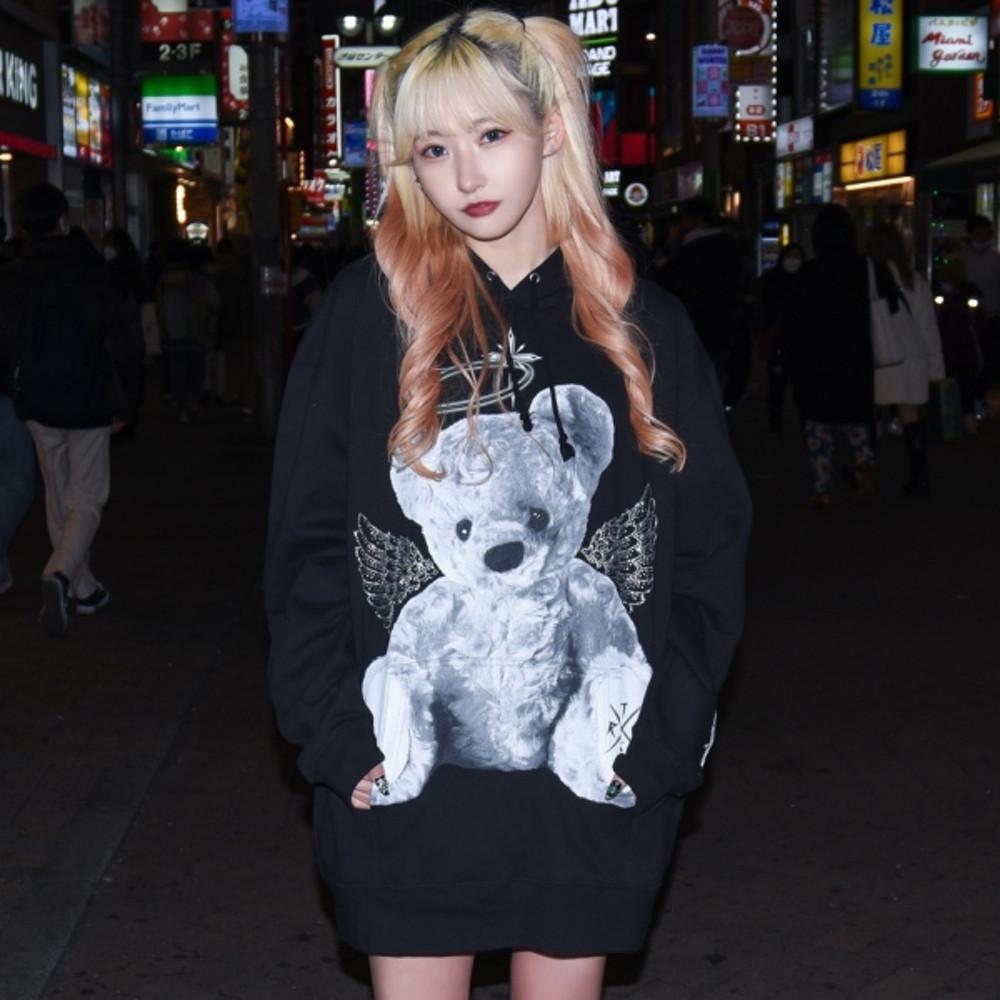 트라바스도쿄 후드티 라인 스톤 천사 곰