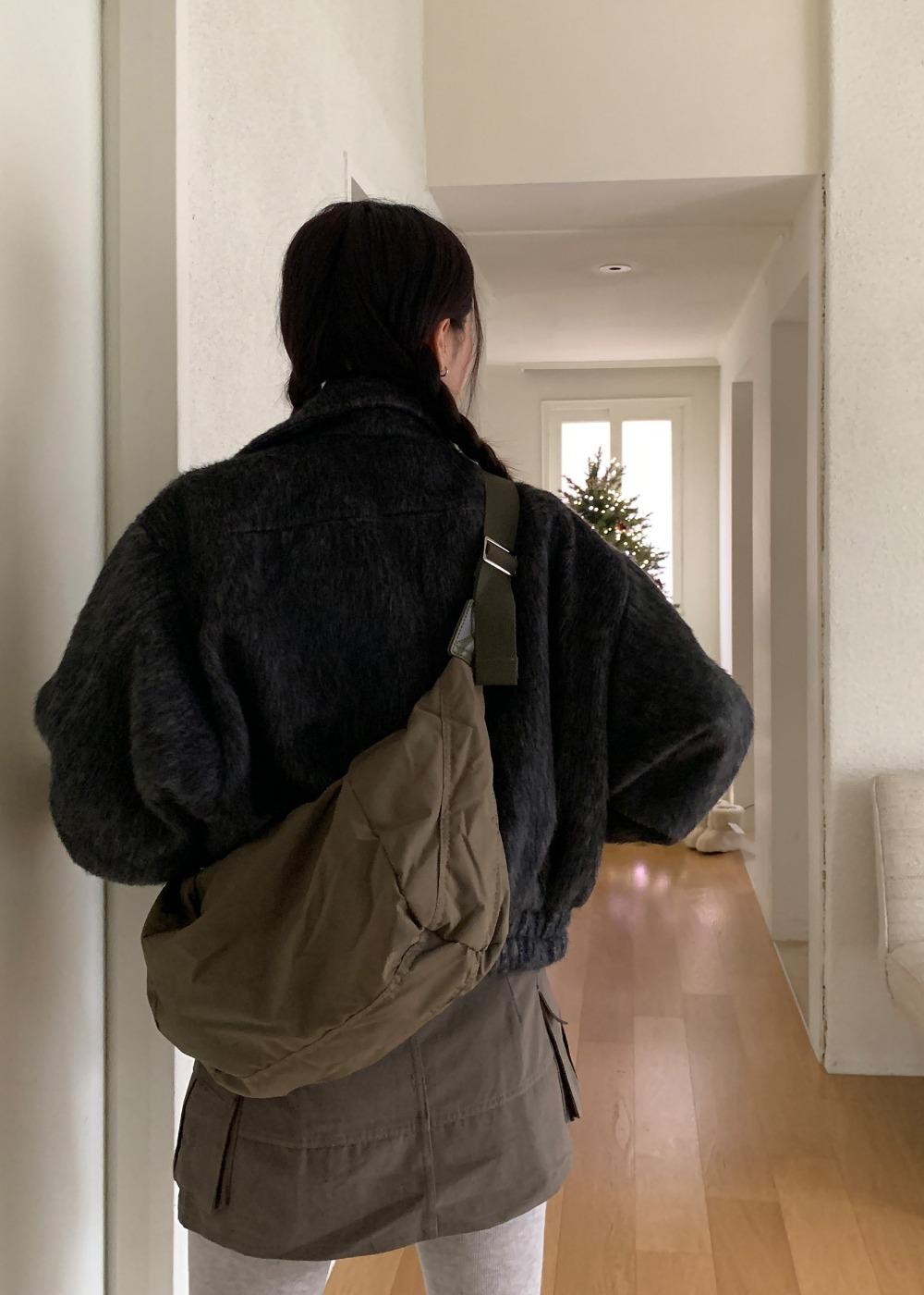 NYLON SLING BAG