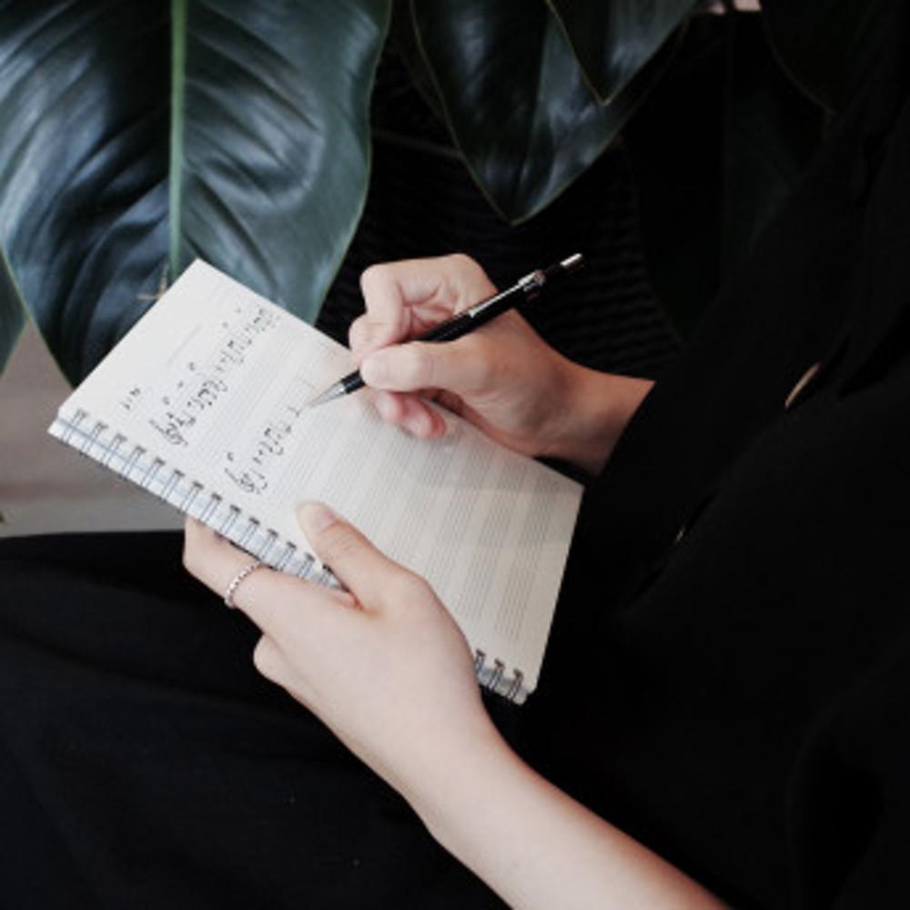 유호스토어 A5 미니 음악노트 스프링 하드커버 미니음악노트 Black & Gray