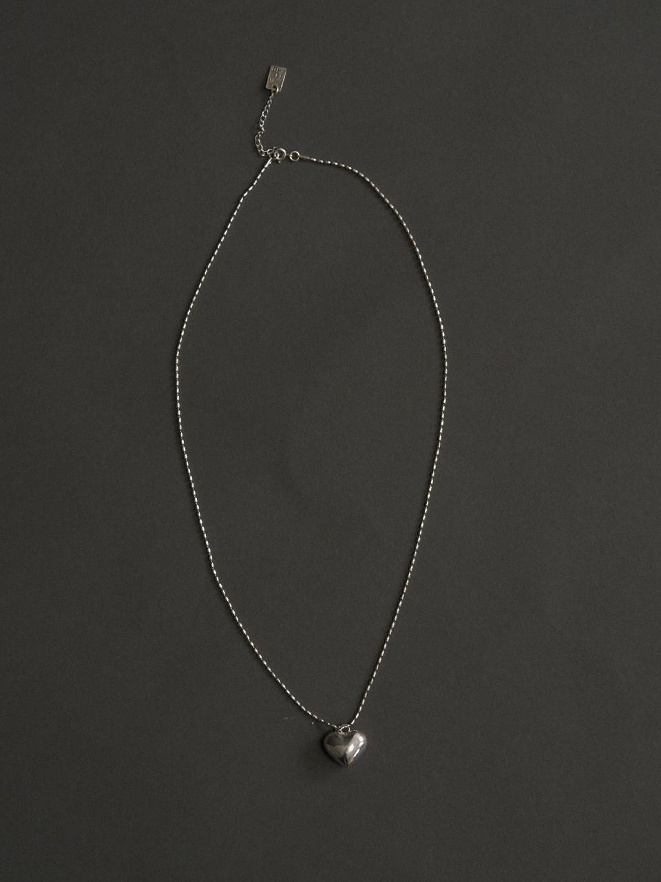 CHUBBY HEART NECKLACE 017