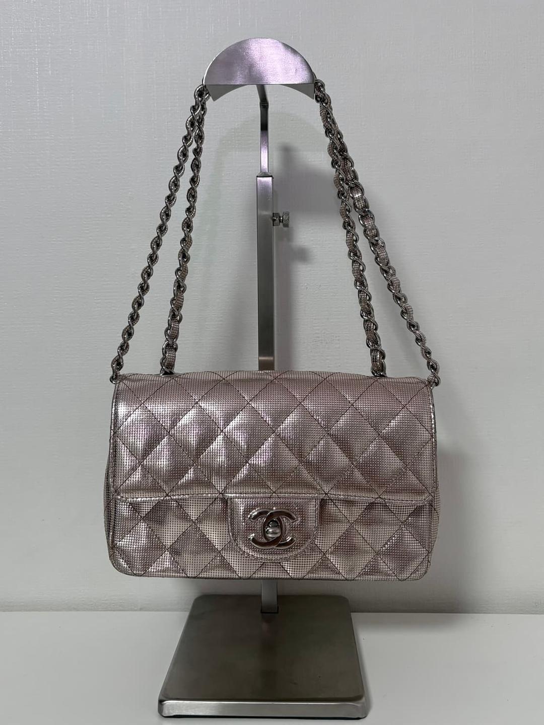 샤넬 클래식 뉴미니 메탈릭핑크 플랩백 | 후루츠패밀리