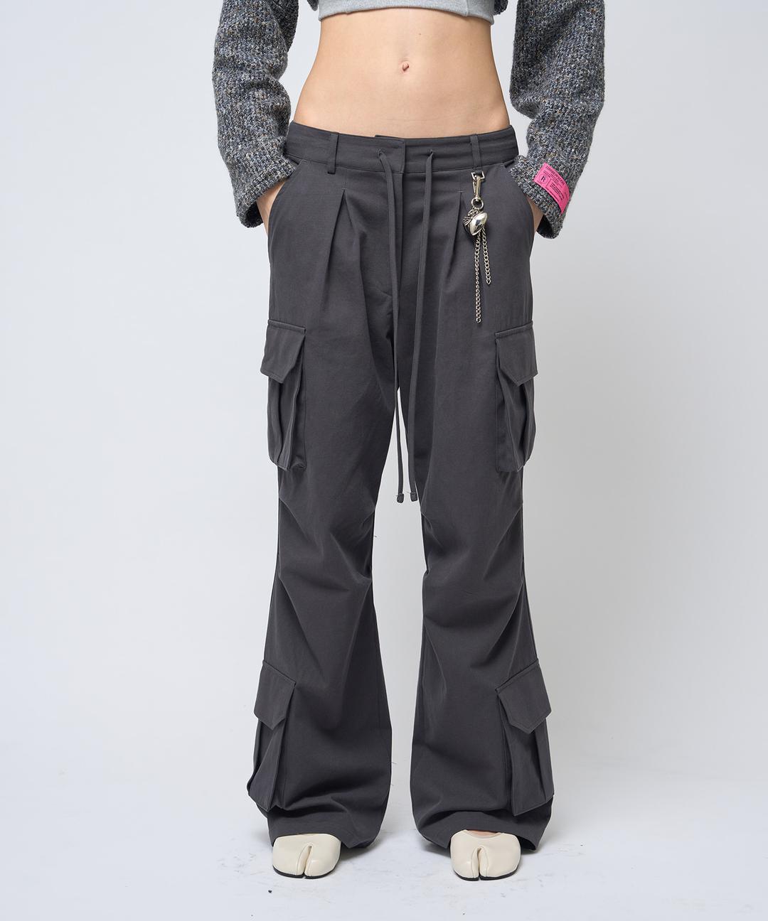 4Cargo Pocket Pintuck Keyring Straight Pants Charcoal