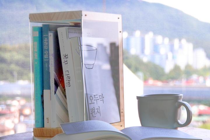 원목&아크릴 북쉘프 책꽂이 책장 책보관