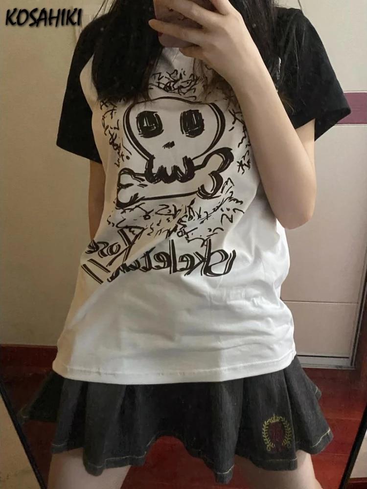 KOSAHIKI Y2k Aesthetics Tops 일본 하라주쿠 티셔츠 Kawaii Skull Print Tops E-girl Fairycore 티셔츠, 귀여운 00 년대 그래픽 티셔츠