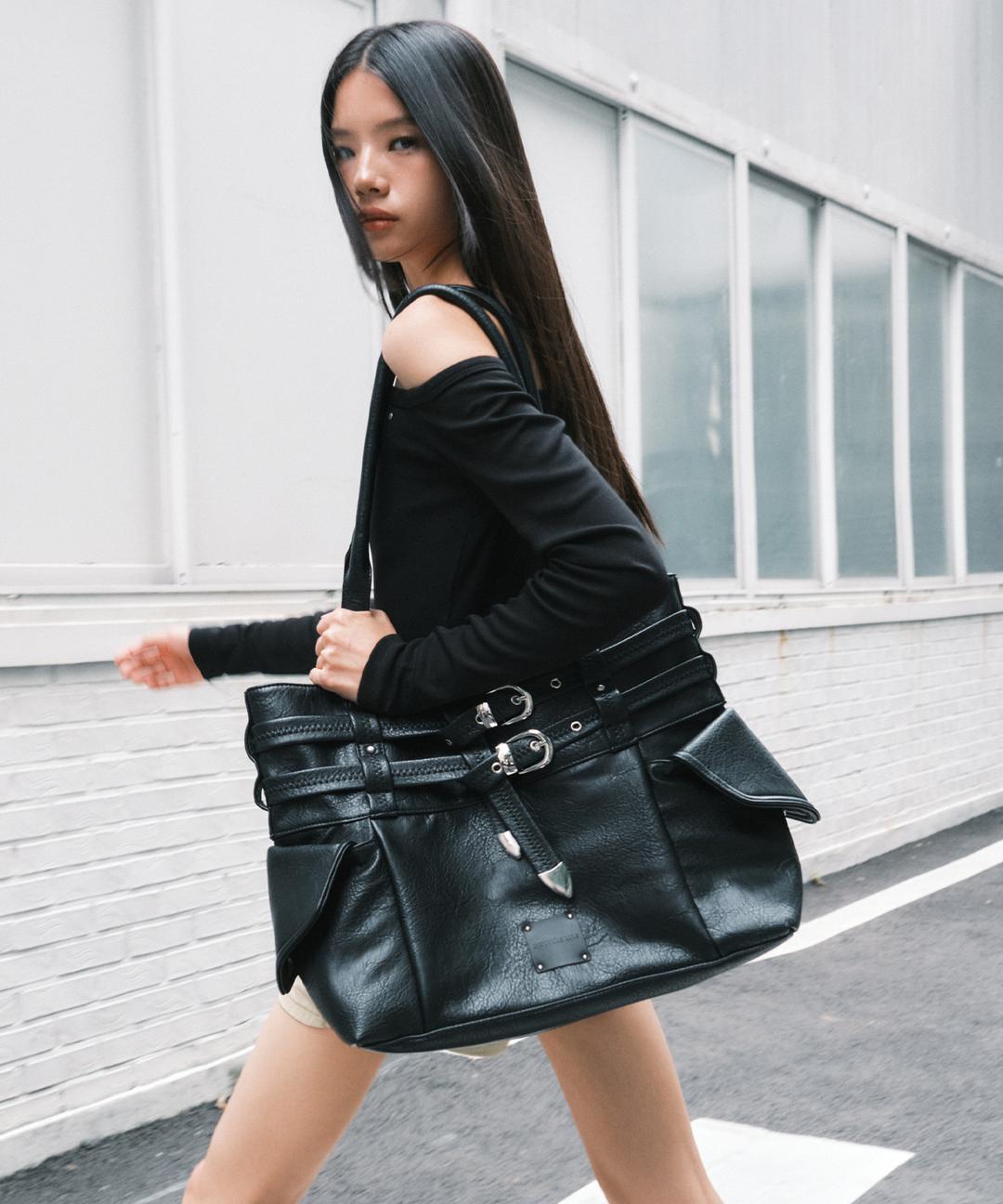 Nexie 넥시_ Black
